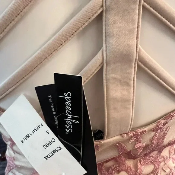 NWT Speechless pink and cream mini dress - Picture 5 of 7